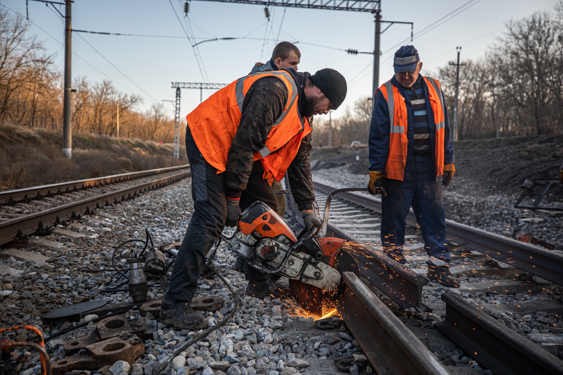 Tronçonneuse ferroviaire